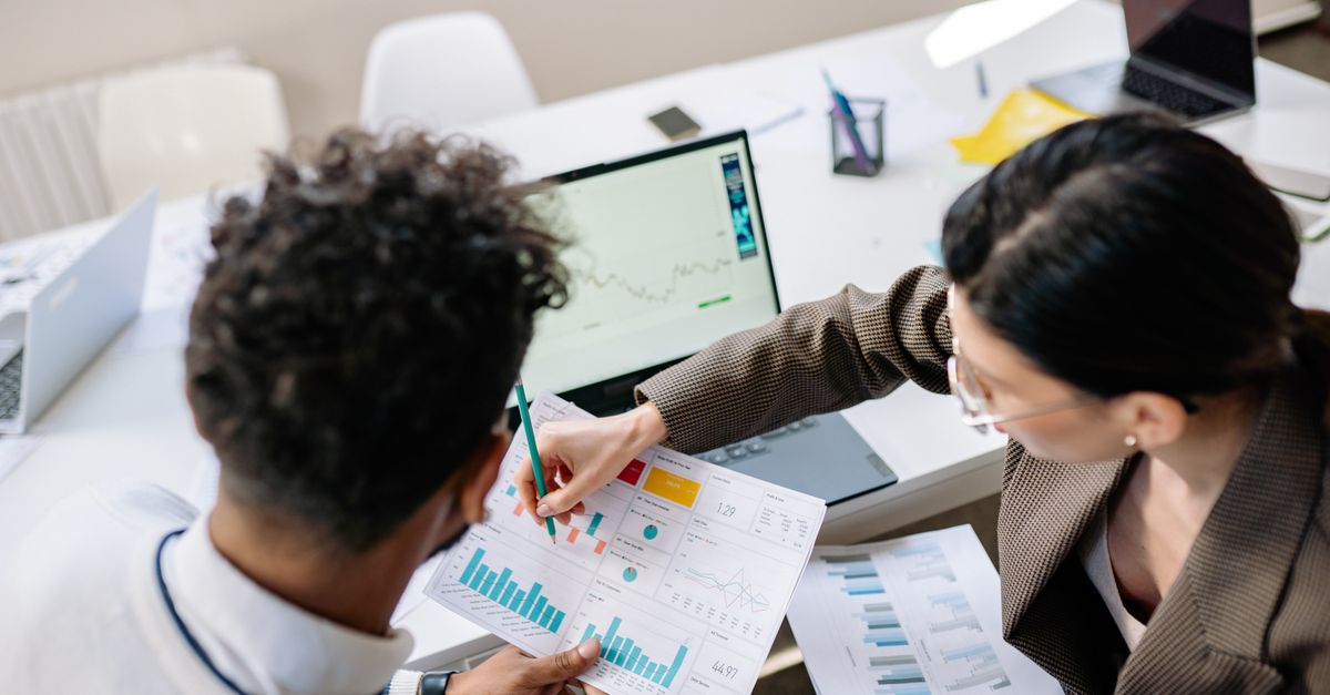 How to design a data warehouse from scratch: a layered guide