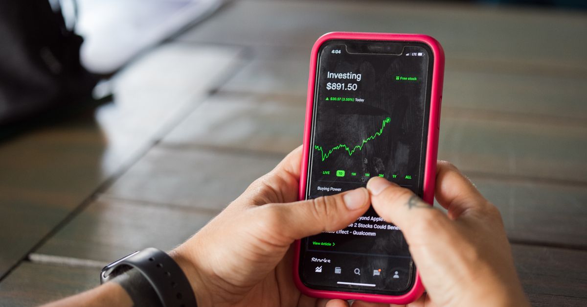 NPV and IRR: appraise investments with data, step by step