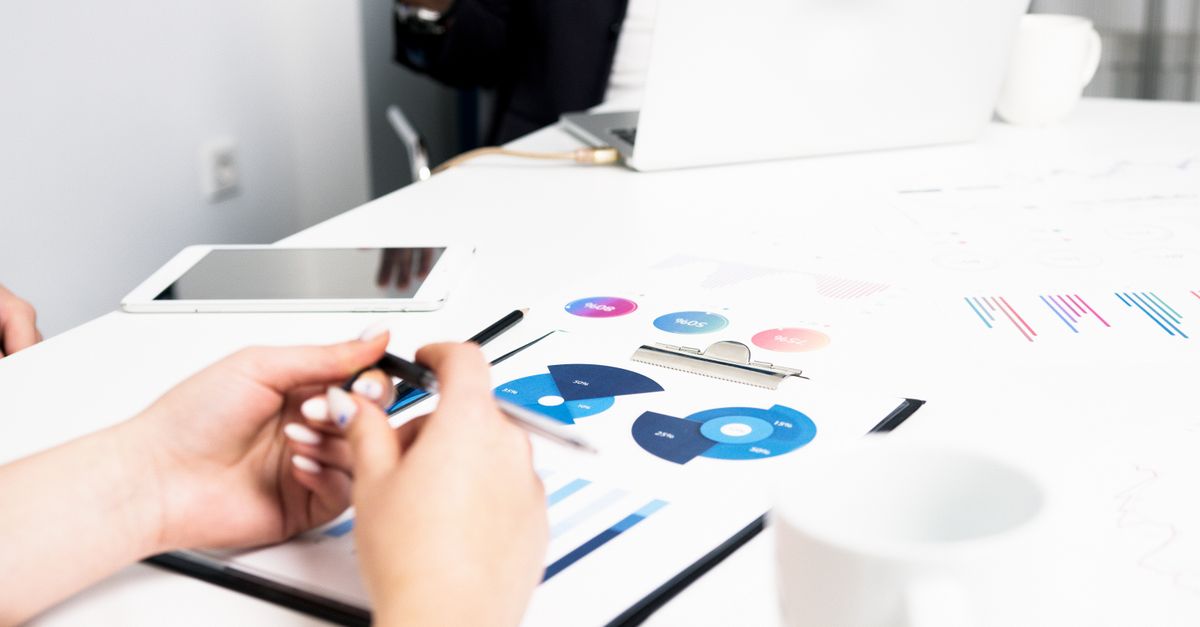 Modelos de atribuição de marketing: do último clique ao data-driven